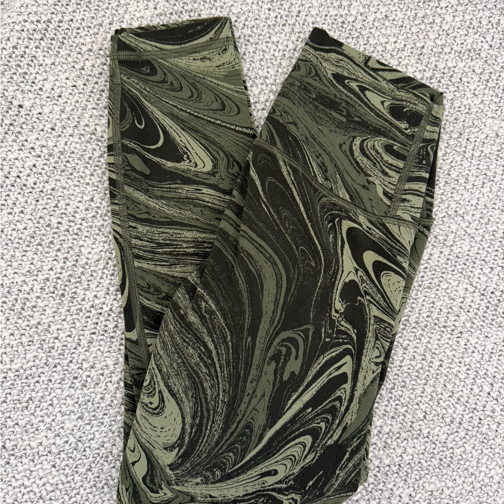 Athleta Olive and Black Patterned Leggings